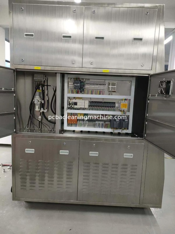 Машина для очистки PCB с конвейерами AC380V/3p/50/60Hz со скоростью конвейера 100-150 см/мин