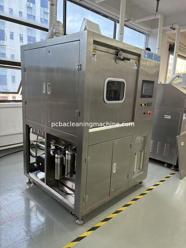 Удаление пятен с печатной платы (PCBA) с помощью химического чистящего средства SME-5600T. Основное применение: автомобильная электроника, печатные платы для военной техники, печатные платы для аэрокосмической промышленности, печатные платы для телекоммуникаций, печатные платы для медицинских устройств, печатные платы для цифровых измерительных приборов, печатные платы для оборудования.
