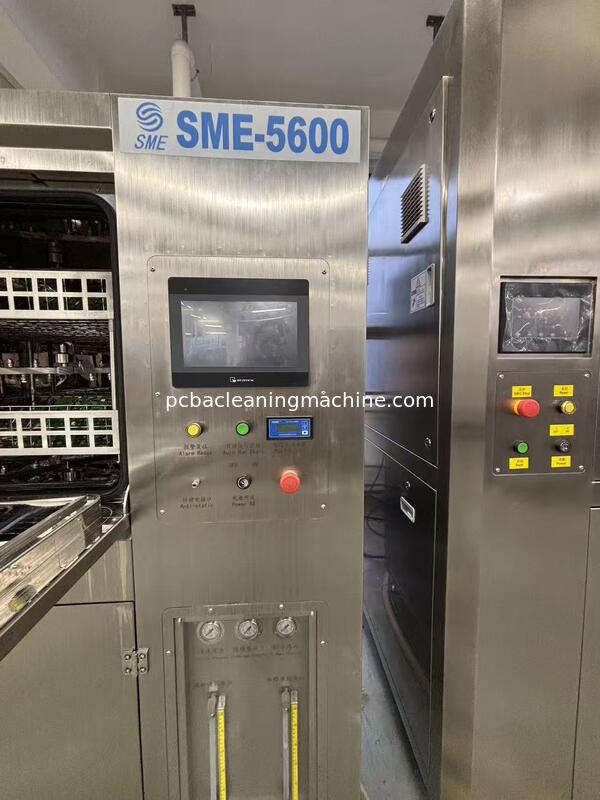 Толщина печатной платы 0,5–3,0 мм SME-5600L Автоматизированное оборудование для очистки печатных плат, обеспечивающее обработку печатных плат