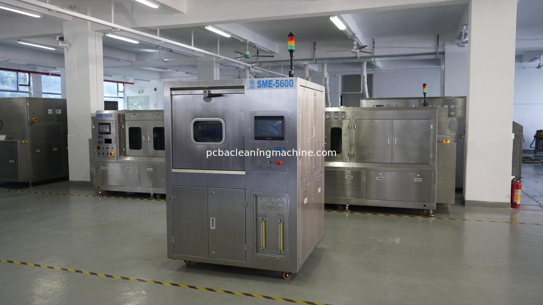 PCB Cleaning Machine Featuring PCB Size 330x250mm As Max Simple Operation and Non Inline Type Ideal for PCB Maintenance